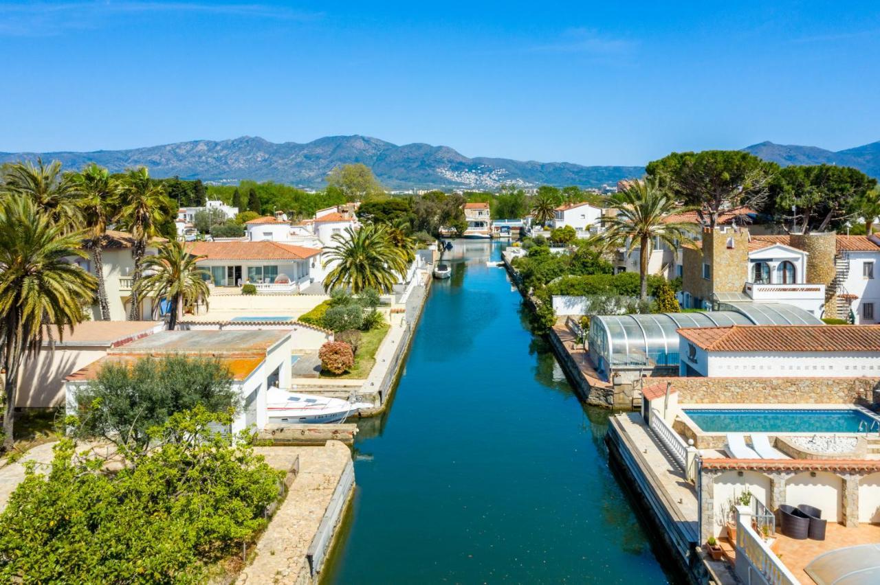 Oasis 11 Empuriabrava - Immo Barneda Apartman Kültér fotó