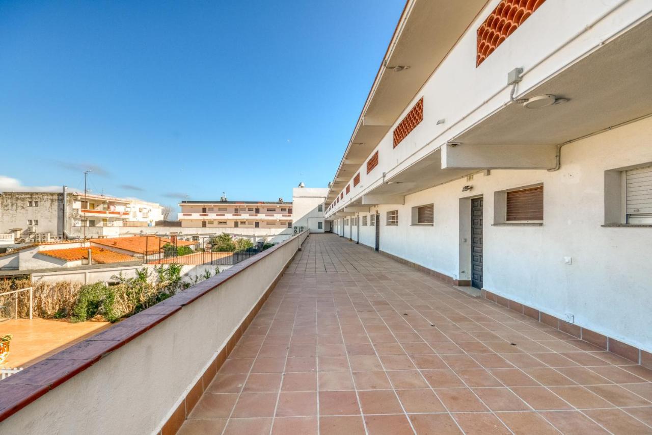 Oasis 11 Empuriabrava - Immo Barneda Apartman Kültér fotó