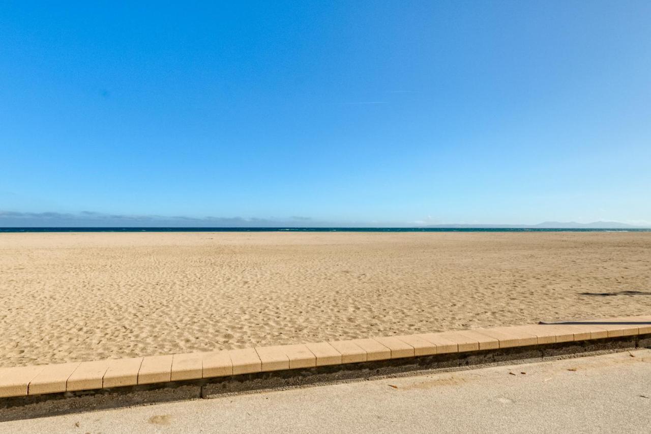 Oasis 11 Empuriabrava - Immo Barneda Apartman Kültér fotó