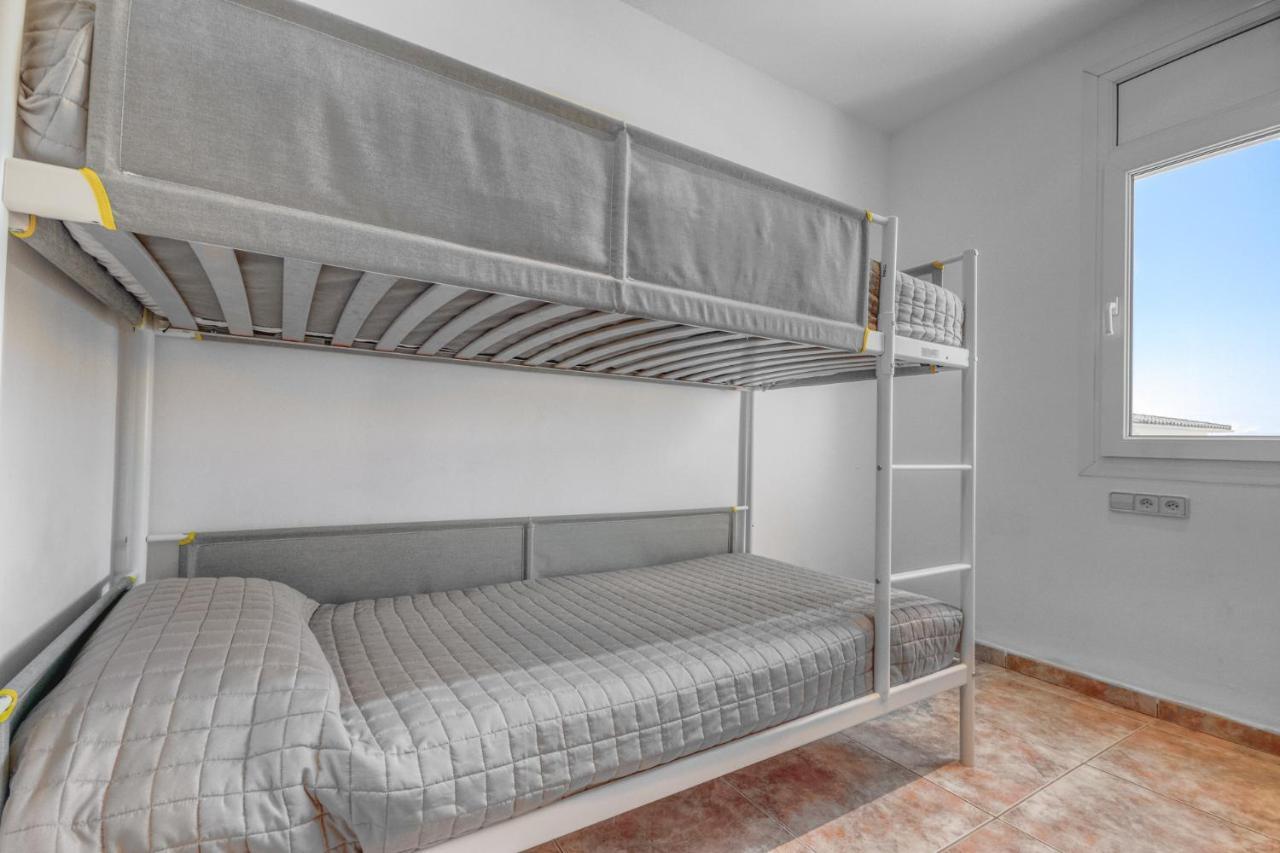 Oasis 11 Empuriabrava - Immo Barneda Apartman Kültér fotó