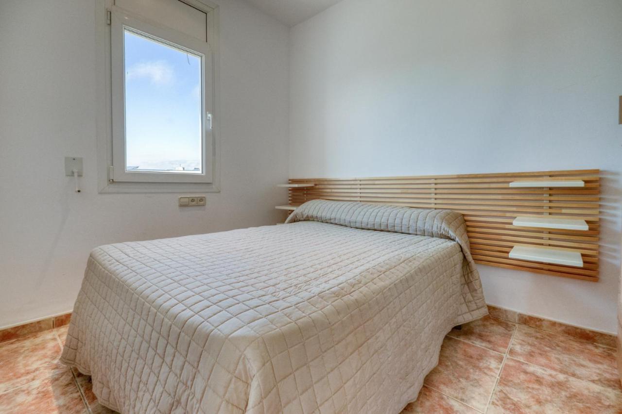 Oasis 11 Empuriabrava - Immo Barneda Apartman Kültér fotó